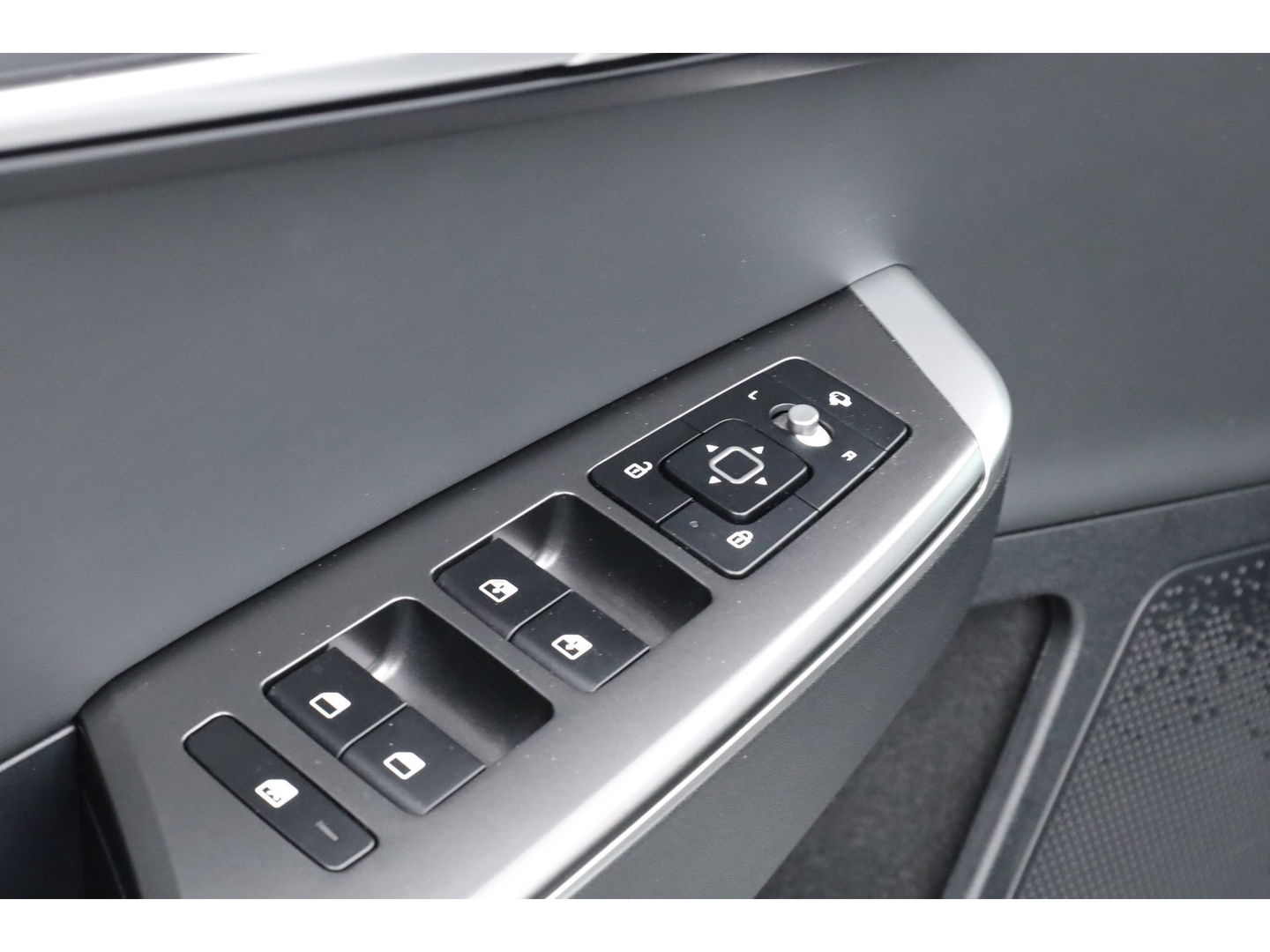 Kia Ev6 Light Edition 58 kWh | SOH 97% | Navi | Stoel- Stuurverw. | Adapt. Cruise | Camera | Apple CarPlay