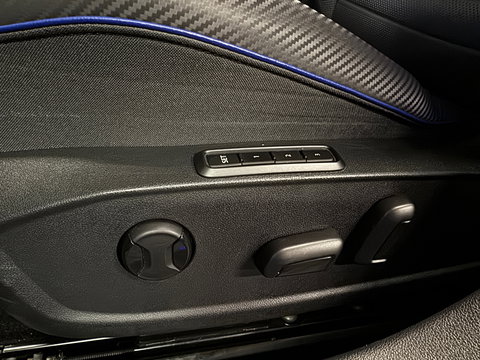 Volkswagen Golf 2.0 TSI R 4M Performance Pano|Akra|HuD|Drift