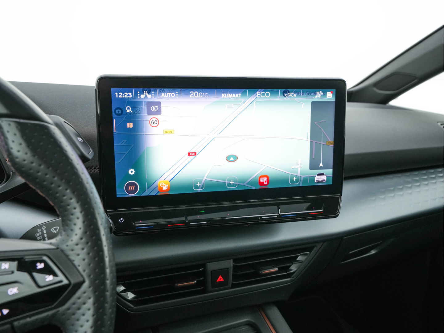 CUPRA Born Adrenaline One 62 kWh [ 3-Fase ] {SOH-92%} (INCL-BTW) *PANO | ADAPTIVE-CRUISE | FULL-LED | MICROFIBRE | TOPVIEW | BLIND-SPOT | KEYLESS | NAVI-FULLMAP | KEYLESS | AMBIENT-LIGHT | DIGI-COCKPIT | MASSAGE | CARPLAY | SPORT-SEATS | 19"ALU*