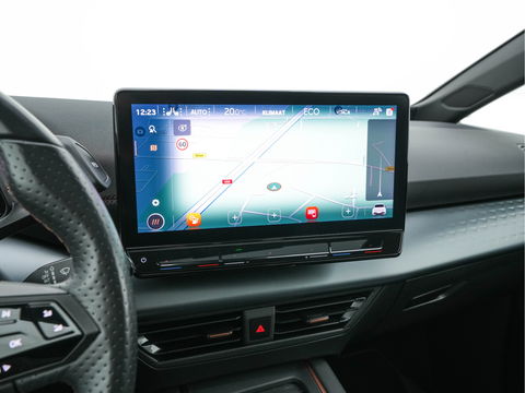 CUPRA Born Adrenaline One 62 kWh [ 3-Fase ] {SOH-92%} (INCL-BTW) *PANO | ADAPTIVE-CRUISE | FULL-LED | MICROFIBRE | TOPVIEW | BLIND-SPOT | KEYLESS | NAVI-FULLMAP | KEYLESS | AMBIENT-LIGHT | DIGI-COCKPIT | MASSAGE | CARPLAY | SPORT-SEATS | 19"ALU*