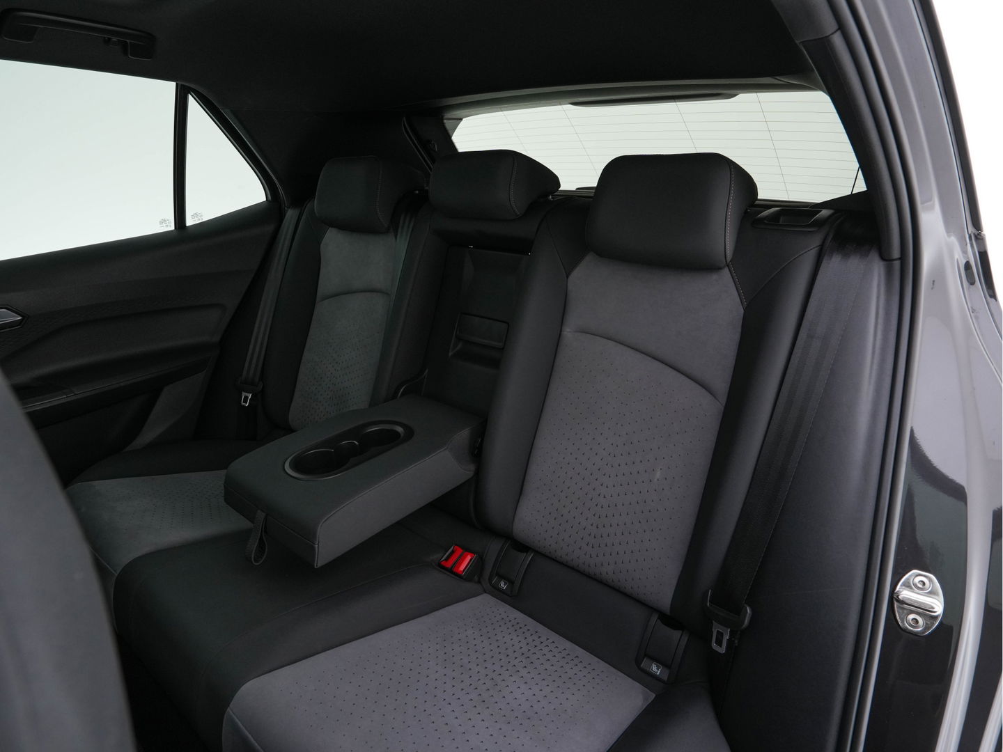 CUPRA Born Adrenaline One 62 kWh [ 3-Fase ] {SOH-92%} (INCL-BTW) *PANO | ADAPTIVE-CRUISE | FULL-LED | MICROFIBRE | TOPVIEW | BLIND-SPOT | KEYLESS | NAVI-FULLMAP | KEYLESS | AMBIENT-LIGHT | DIGI-COCKPIT | MASSAGE | CARPLAY | SPORT-SEATS | 19"ALU*