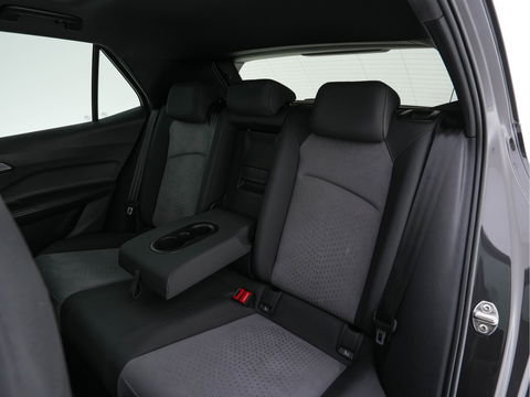 CUPRA Born Adrenaline One 62 kWh [ 3-Fase ] {SOH-92%} (INCL-BTW) *PANO | ADAPTIVE-CRUISE | FULL-LED | MICROFIBRE | TOPVIEW | BLIND-SPOT | KEYLESS | NAVI-FULLMAP | KEYLESS | AMBIENT-LIGHT | DIGI-COCKPIT | MASSAGE | CARPLAY | SPORT-SEATS | 19"ALU*