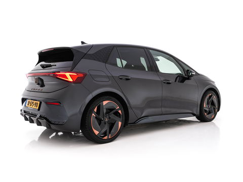 CUPRA Born Adrenaline One 62 kWh [ 3-Fase ] {SOH-92%} (INCL-BTW) *PANO | ADAPTIVE-CRUISE | FULL-LED | MICROFIBRE | TOPVIEW | BLIND-SPOT | KEYLESS | NAVI-FULLMAP | KEYLESS | AMBIENT-LIGHT | DIGI-COCKPIT | MASSAGE | CARPLAY | SPORT-SEATS | 19"ALU*