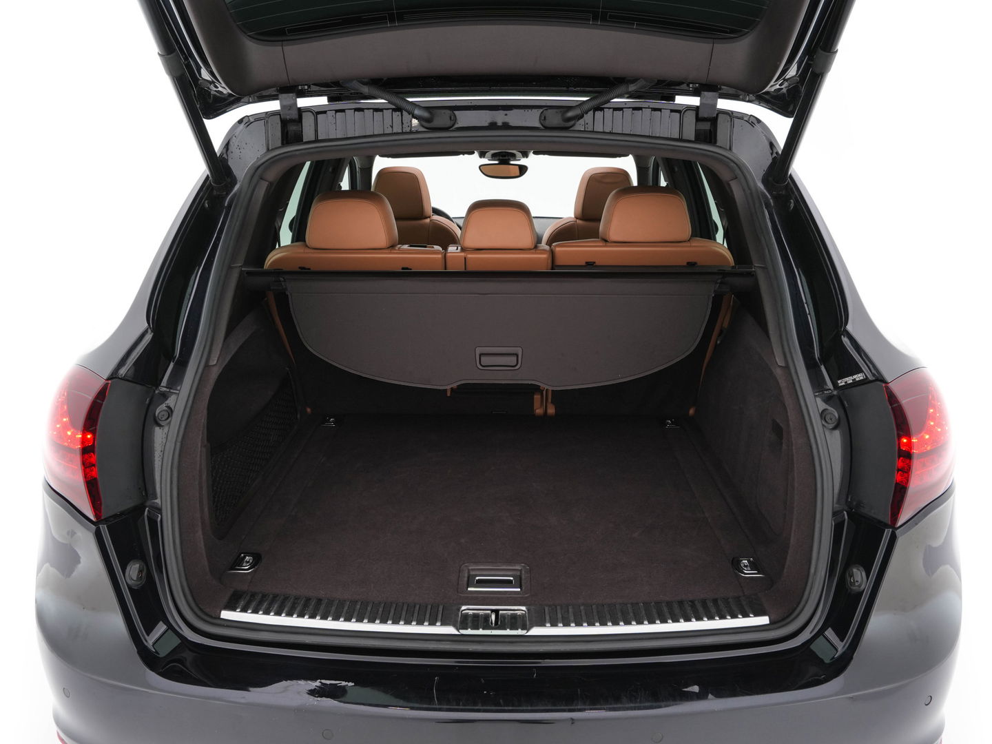 Porsche Cayenne 4.2 D S Aut. *PANO | LUXURY-LEATHER | XENON | MEMORY-PACK | BOSE-SOUND | NAVI-FULLMAP | CAMERA | AIR-SUSPENSION | HEATED-COMFORTSEATS | PRIVACY-GLASS | SHIFT-PADDLES | ECC | PDC | CRUISE | 21''ALU |