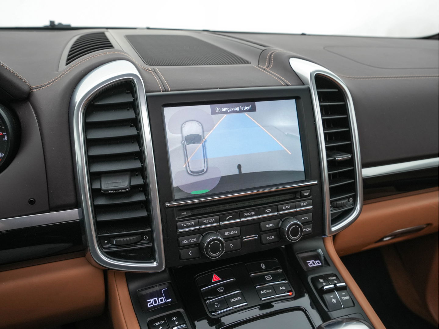 Porsche Cayenne 4.2 D S Aut. *PANO | LUXURY-LEATHER | XENON | MEMORY-PACK | BOSE-SOUND | NAVI-FULLMAP | CAMERA | AIR-SUSPENSION | HEATED-COMFORTSEATS | PRIVACY-GLASS | SHIFT-PADDLES | ECC | PDC | CRUISE | 21''ALU |