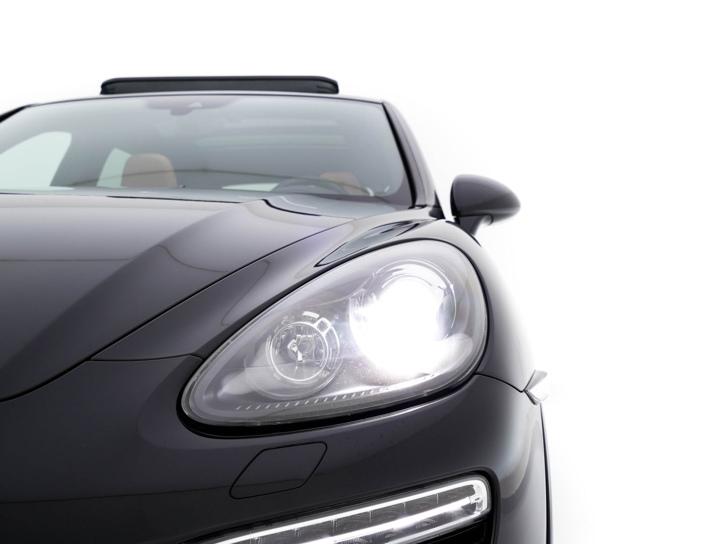 Porsche Cayenne 4.2 D S Aut. *PANO | LUXURY-LEATHER | XENON | MEMORY-PACK | BOSE-SOUND | NAVI-FULLMAP | CAMERA | AIR-SUSPENSION | HEATED-COMFORTSEATS | PRIVACY-GLASS | SHIFT-PADDLES | ECC | PDC | CRUISE | 21''ALU |