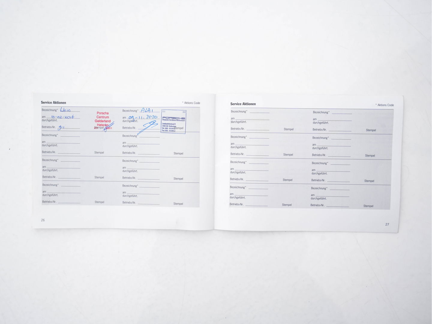 Porsche Cayenne 4.2 D S Aut. *PANO | LUXURY-LEATHER | XENON | MEMORY-PACK | BOSE-SOUND | NAVI-FULLMAP | CAMERA | AIR-SUSPENSION | HEATED-COMFORTSEATS | PRIVACY-GLASS | SHIFT-PADDLES | ECC | PDC | CRUISE | 21''ALU |