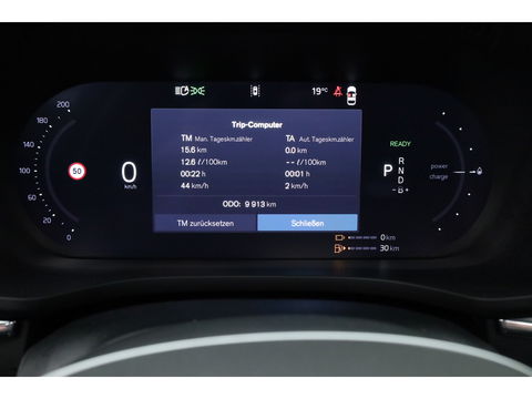 Volvo XC60 T8 Plug-in hybrid Plus Black Edition | Vapour Grey | Pano | Elek. Trekhaak | Memory | H&K Audio | HUD | 360cam