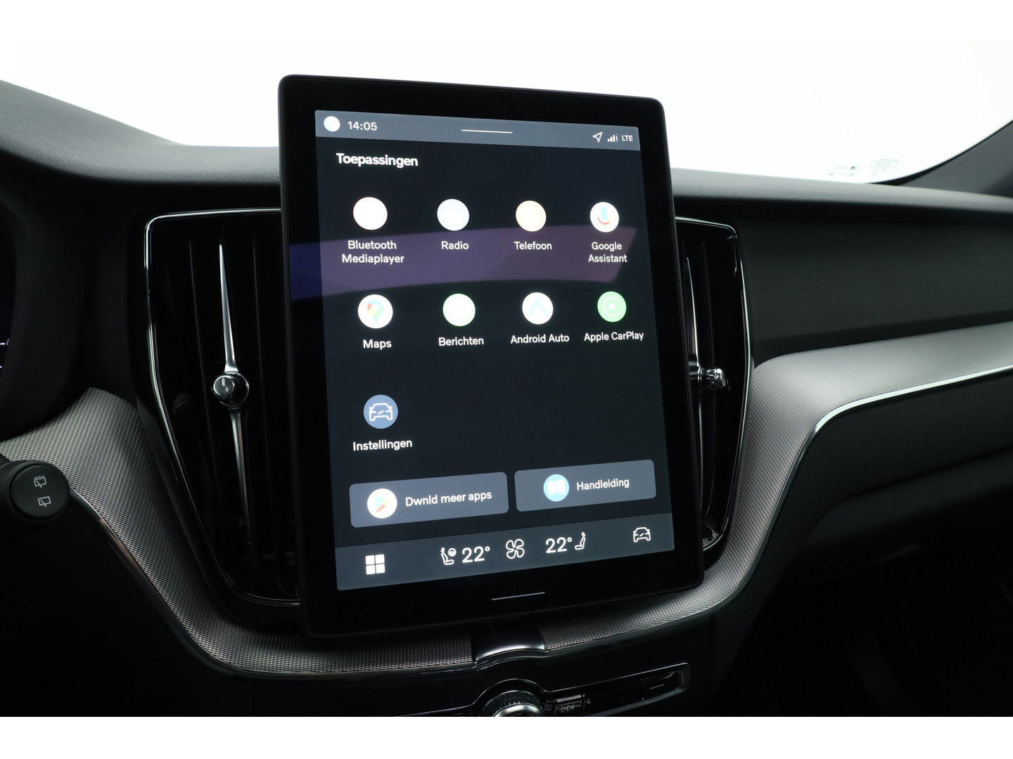 Volvo XC60 T8 Plug-in hybrid Plus Black Edition | Vapour Grey | Pano | Elek. Trekhaak | Memory | H&K Audio | HUD | 360cam