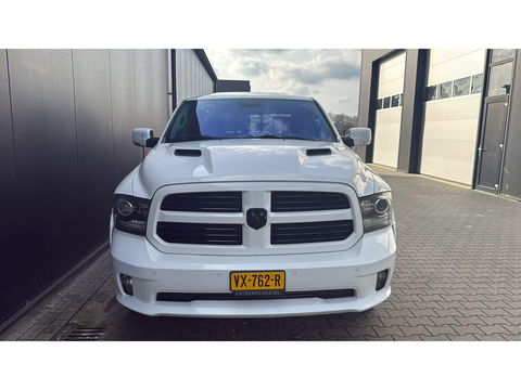 Dodge Ram 1500 5.7 V8 4x4 Crew Cab 5'7 Sport