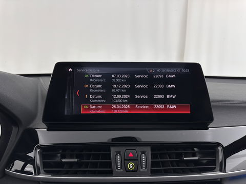 BMW X1 xDrive25e Business Edition Plus (INCL.BTW) Aut. *PANO | HEAD-UP | LEATHER | FULL-LED | HEATED-COMFORTSEATS | CAMERA | PRIVACY-GLASS | NAVI-FULLMAP | ECC | PDC | CRUISE | 18''ALU | TOWBAR*