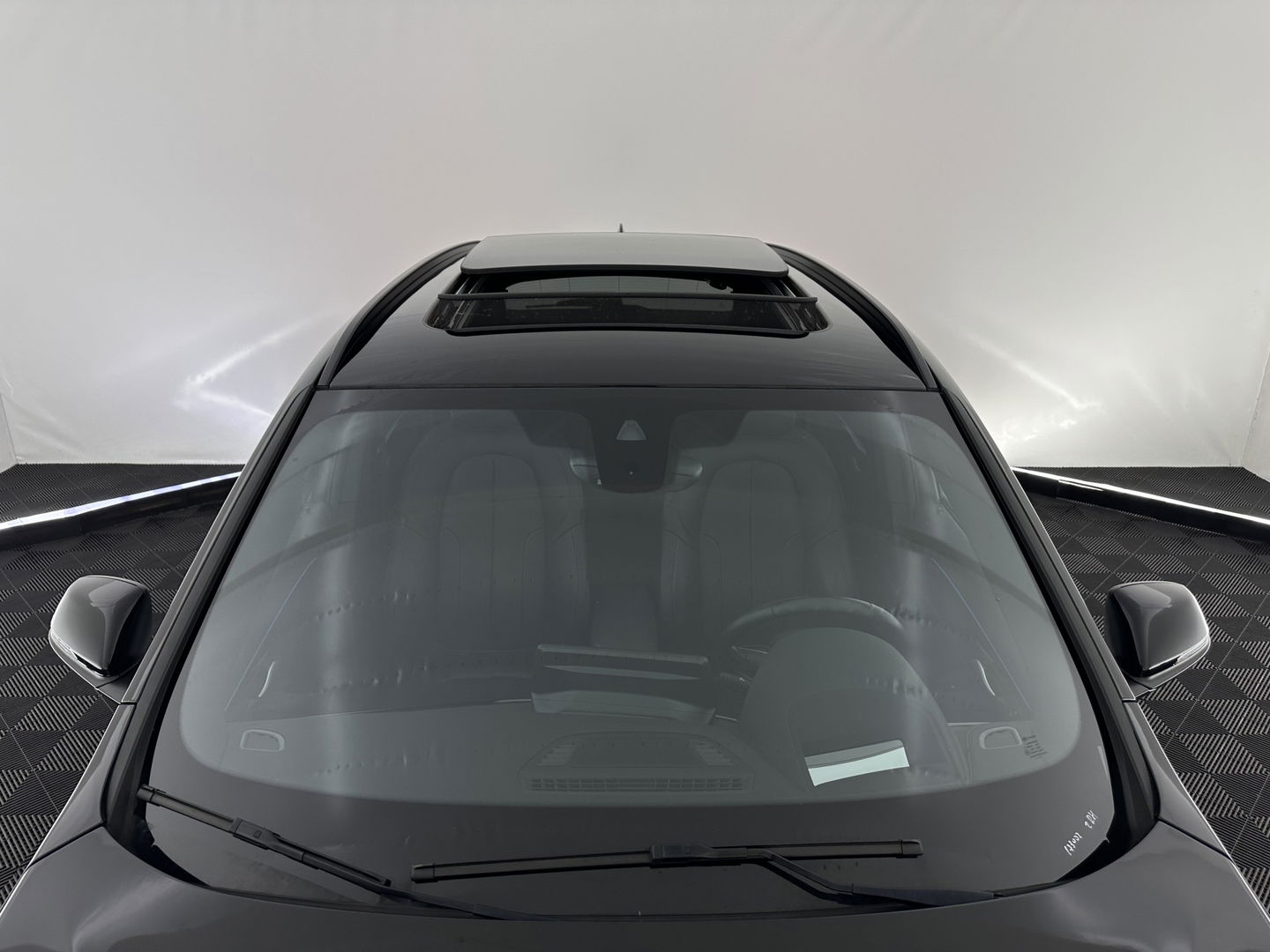 BMW X1 xDrive25e Business Edition Plus (INCL.BTW) Aut. *PANO | HEAD-UP | LEATHER | FULL-LED | HEATED-COMFORTSEATS | CAMERA | PRIVACY-GLASS | NAVI-FULLMAP | ECC | PDC | CRUISE | 18''ALU | TOWBAR*