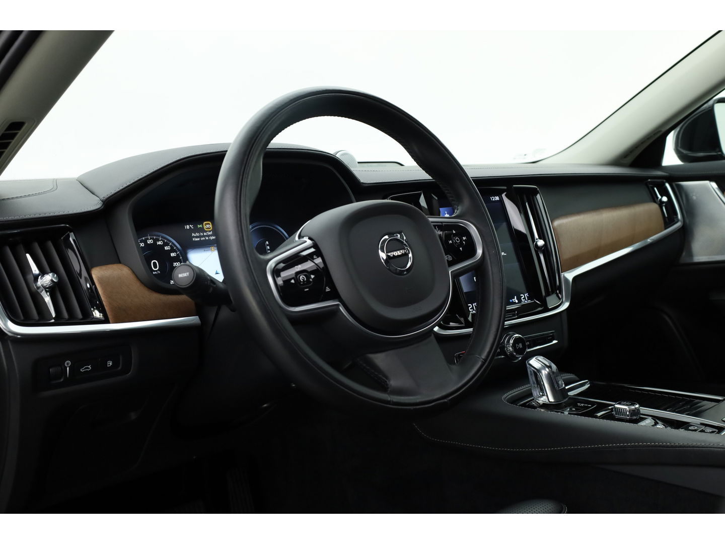 Volvo S90 2.0 T8 AWD Inscription | Polestar | Full Option | B&W audio | luchtvering | Schuifdak | massage | Trekhaak |