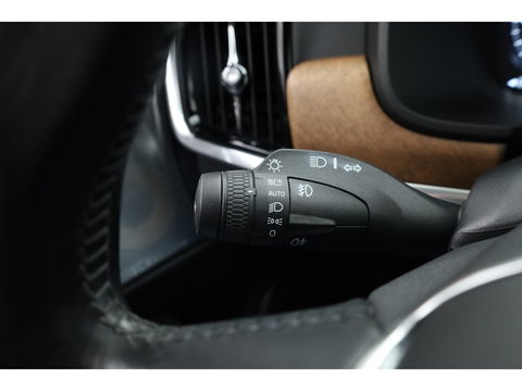 Volvo S90 2.0 T8 AWD Inscription | Polestar | Full Option | B&W audio | luchtvering | Schuifdak | massage | Trekhaak |