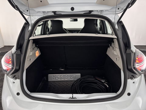 Renault ZOE R110 Life 52 kWh (inclusive-Battery) [ 3-Fase ] {SOH-86%} Aut. *FULL-LED | LEATHER-FABRIC | CAMERA | NAVI-FULLMAP | DAB+ | KEYLESS | HEATED-COMFORTSEATS | LANE-ASSIST | 16''ALU*