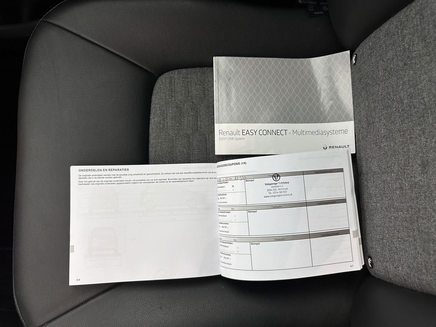 Renault ZOE R110 Life 52 kWh (inclusive-Battery) [ 3-Fase ] {SOH-86%} Aut. *FULL-LED | LEATHER-FABRIC | CAMERA | NAVI-FULLMAP | DAB+ | KEYLESS | HEATED-COMFORTSEATS | LANE-ASSIST | 16''ALU*