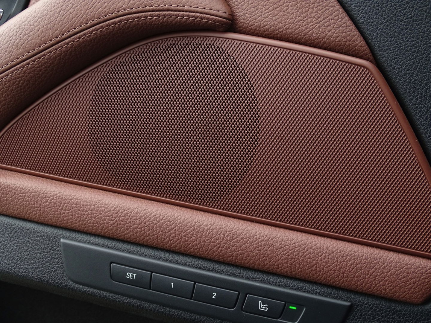 BMW 5 Serie Touring 530xd 259PK High Executive / LED