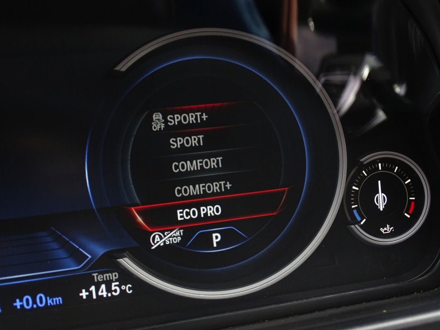 BMW 5 Serie Touring 530xd 259PK High Executive / LED