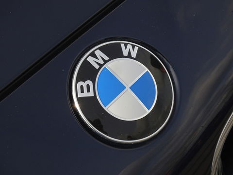 BMW 5 Serie Touring 530xd 259PK High Executive / LED