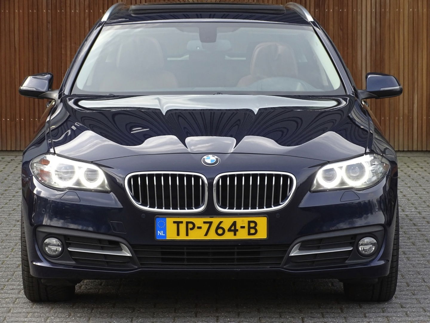 BMW 5 Serie Touring 530xd 259PK High Executive / LED