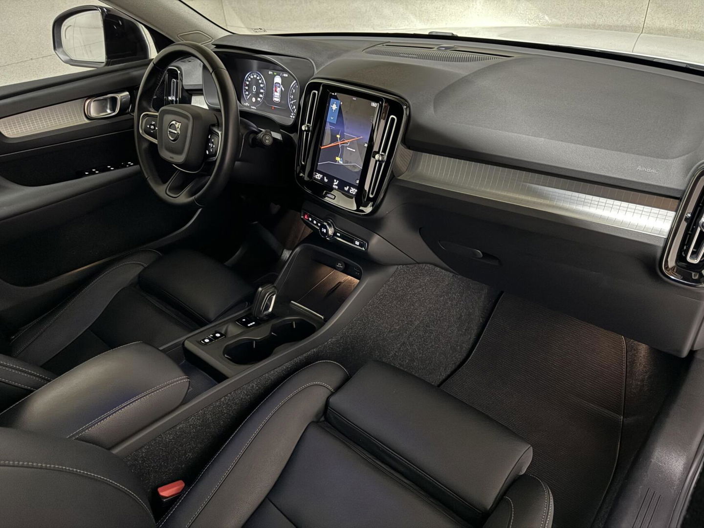 Volvo XC40 1.5 T5 Recharge R-Design Pano Leer Camera Cruise Carplay