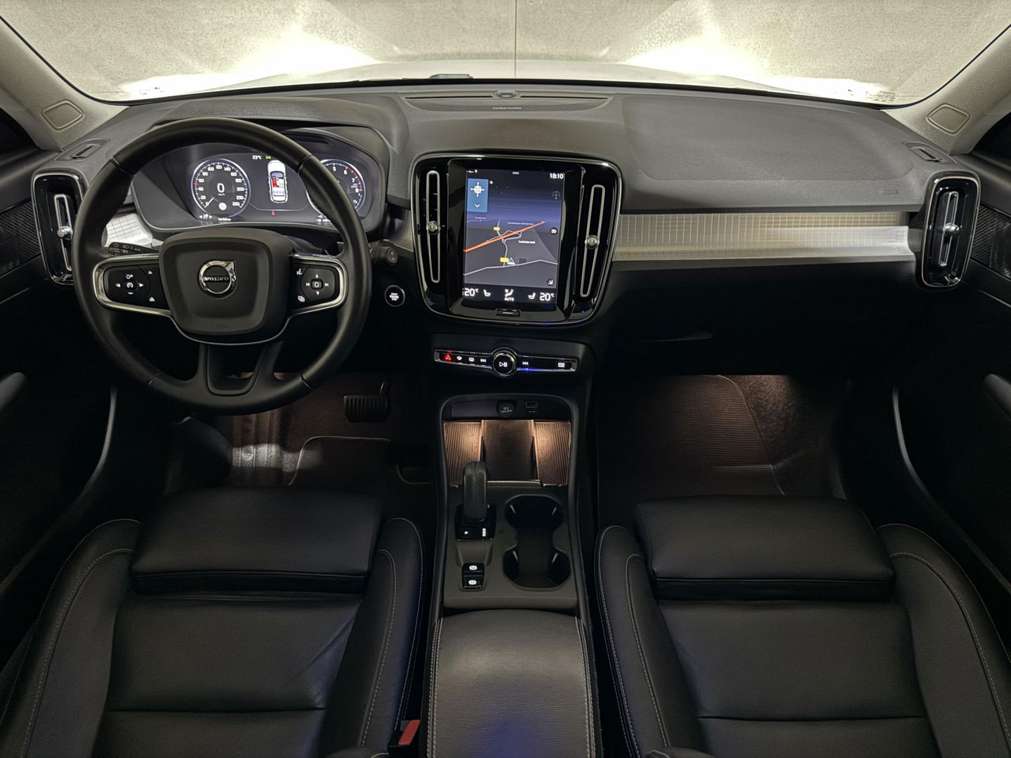 Volvo XC40 1.5 T5 Recharge R-Design Pano Leer Camera Cruise Carplay