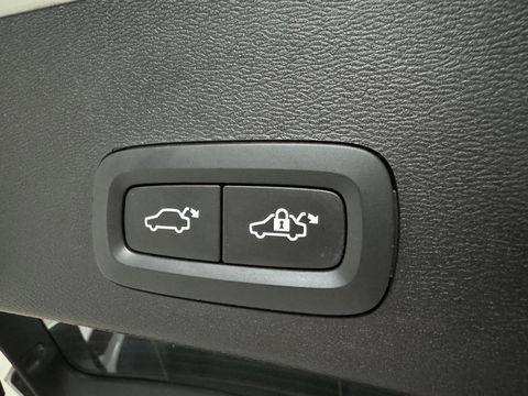 Volvo XC40 1.5 T5 Recharge R-Design Pano Leer Camera Cruise Carplay