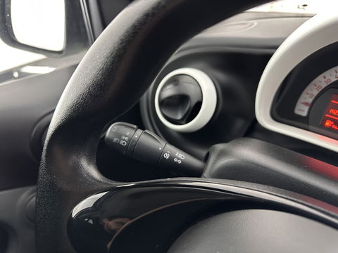 Smart Forfour 1.0 Essential Edition *AIRCO | CRUISE | COMFORT-SEATS*