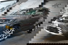 Volkswagen T-Cross - 1.5 TSI LIFE carplay cruise camera led pdc 17 inch 150 pk !!