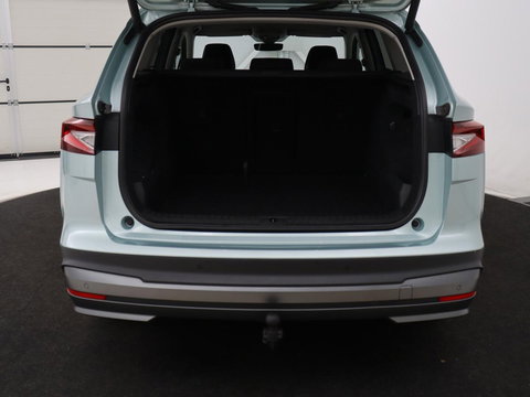 Škoda Enyaq iV 60 | SOH 91% | Trekhaak | Stoelverwarming | Camera | Sportstuur | Carplay | Navigatie | Cruise control | Full LED | Half leder | DAB | Parkeerhulp | Sfeerverlichting | Climate control