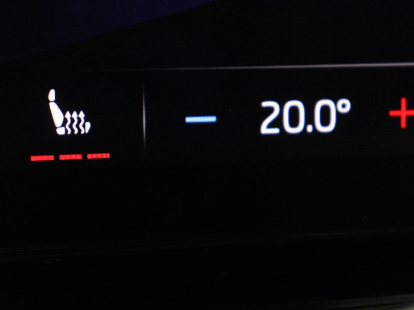 Škoda Enyaq iV 60 | SOH 91% | Trekhaak | Stoelverwarming | Camera | Sportstuur | Carplay | Navigatie | Cruise control | Full LED | Half leder | DAB | Parkeerhulp | Sfeerverlichting | Climate control