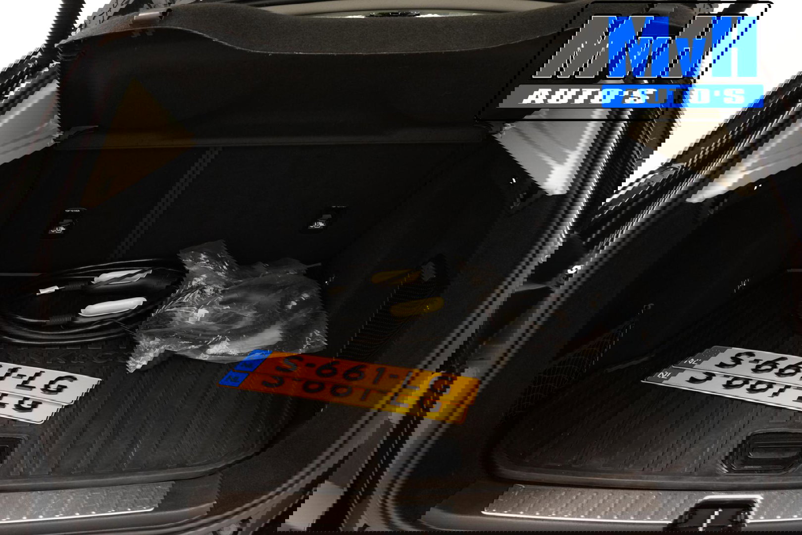 Lynk & Co 01 1.5 Plug-in Hybride|FULL BLACK CARBON WRAP|NAP