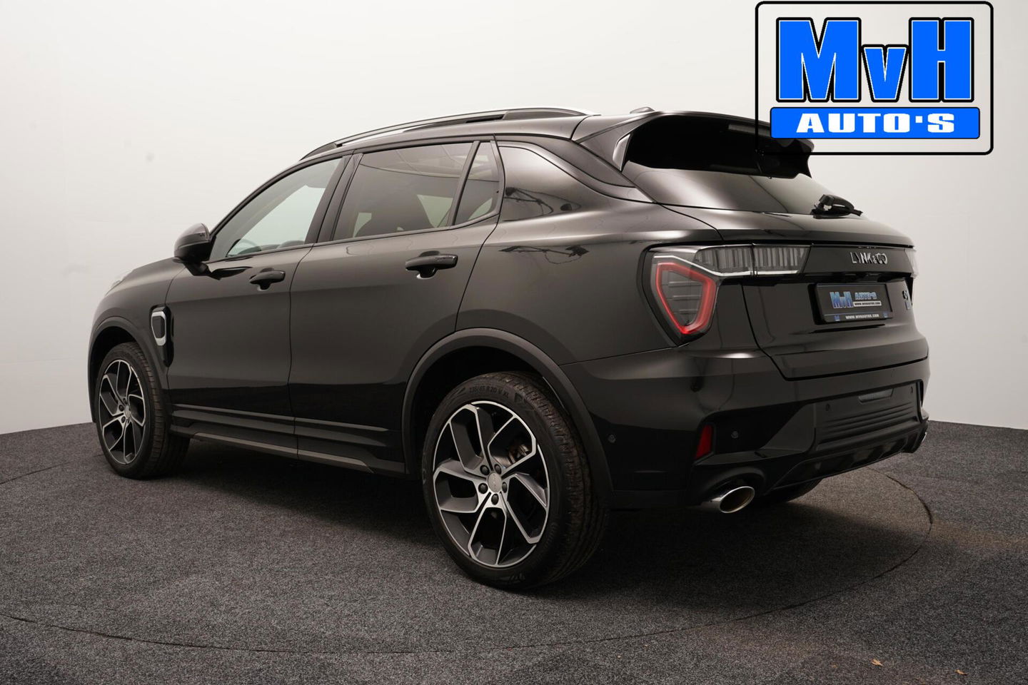 Lynk & Co 01 1.5 Plug-in Hybride|FULL BLACK CARBON WRAP|NAP