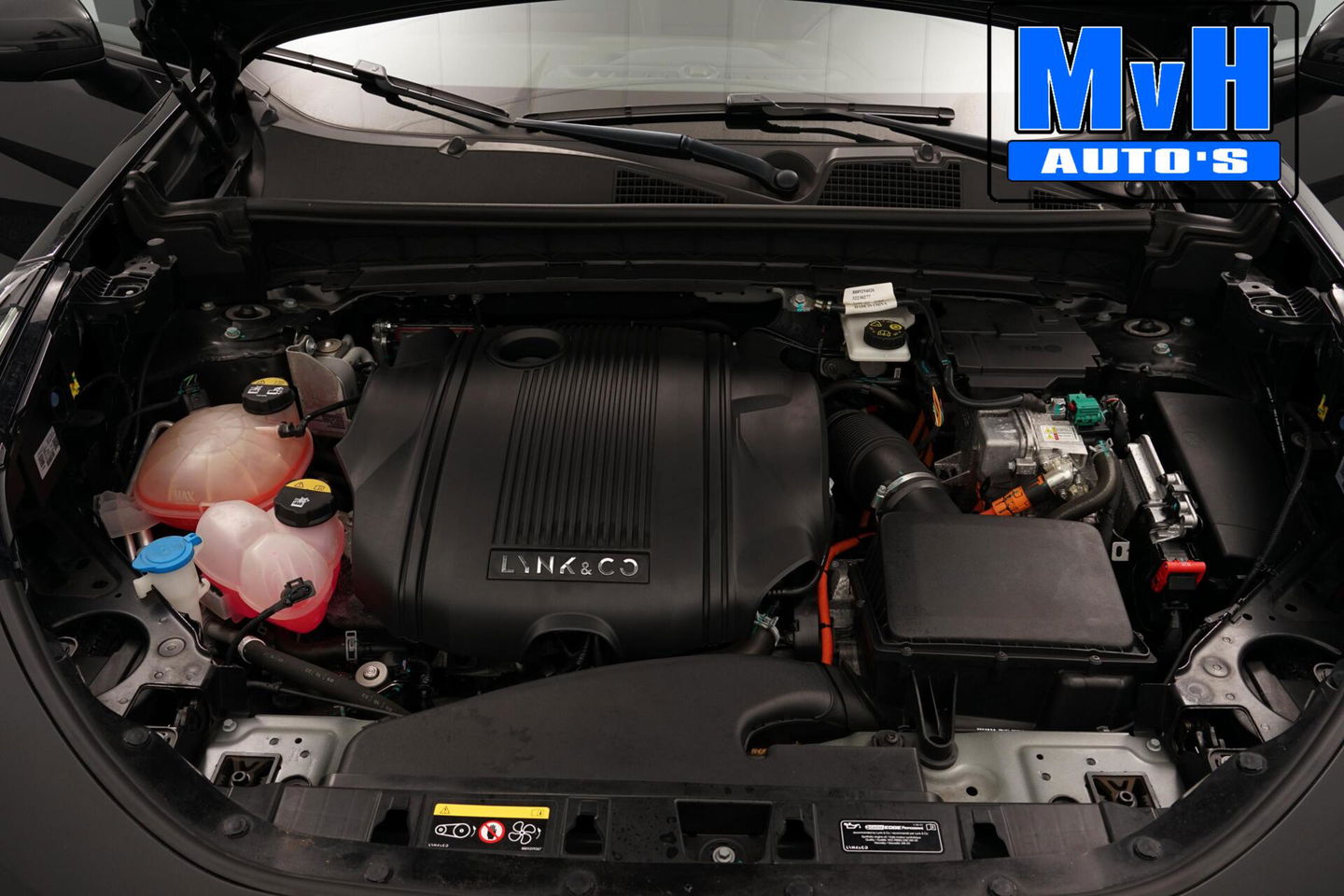 Lynk & Co 01 1.5 Plug-in Hybride|FULL BLACK CARBON WRAP|NAP