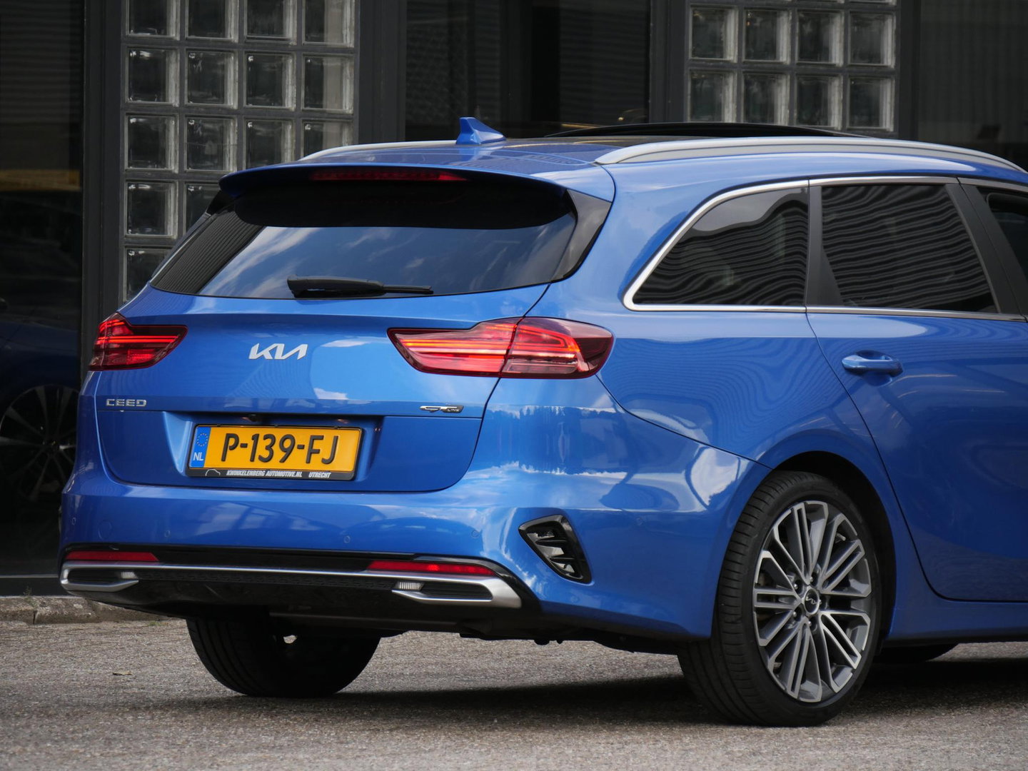 Kia Ceed Sportswagon 1.5T-GDi GT-PLUSLINE/ PANORAMADAK/ ELEKT. KLEP/ 18INCH VELGEN