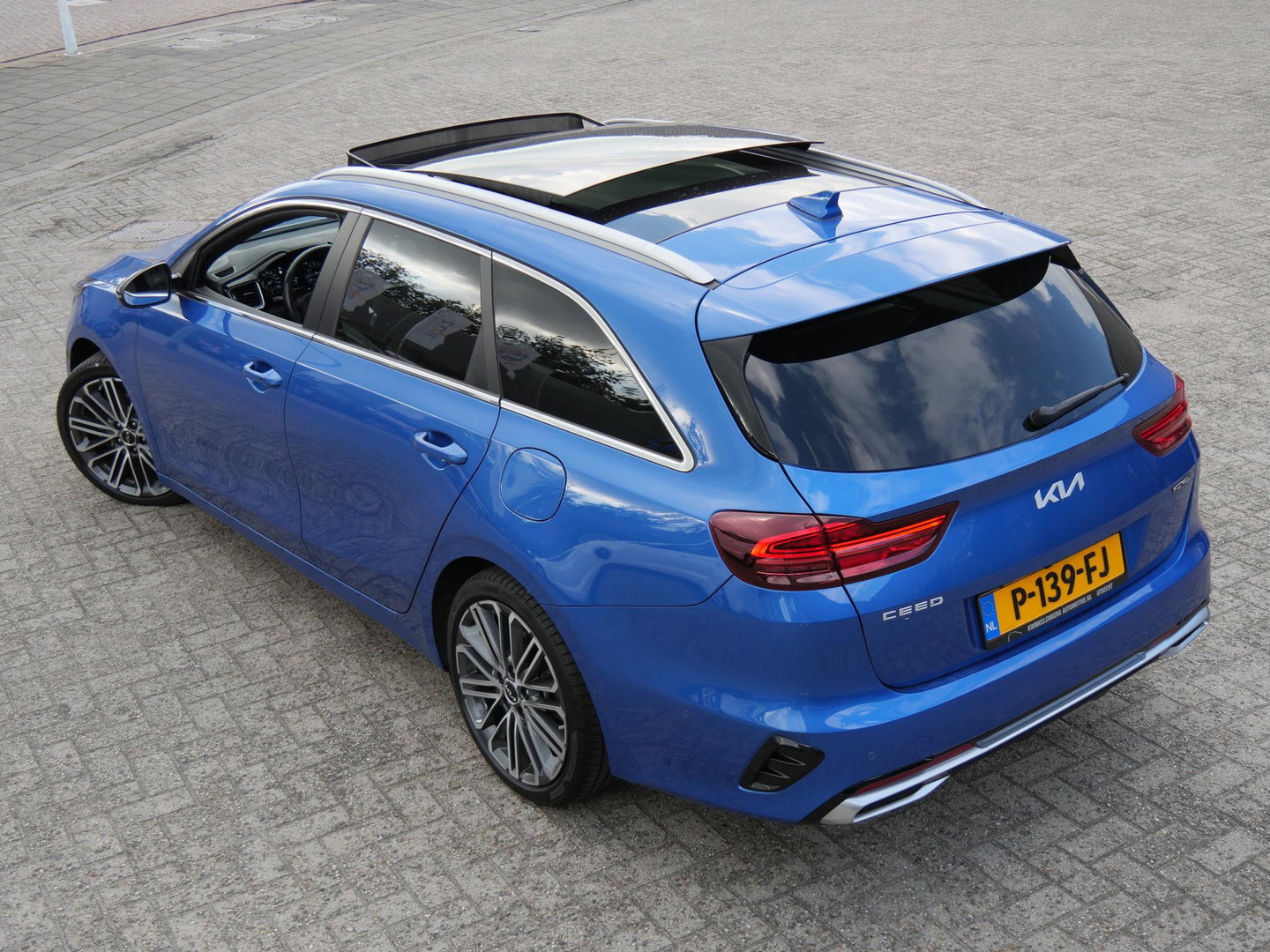 Kia Ceed Sportswagon 1.5T-GDi GT-PLUSLINE/ PANORAMADAK/ ELEKT. KLEP/ 18INCH VELGEN