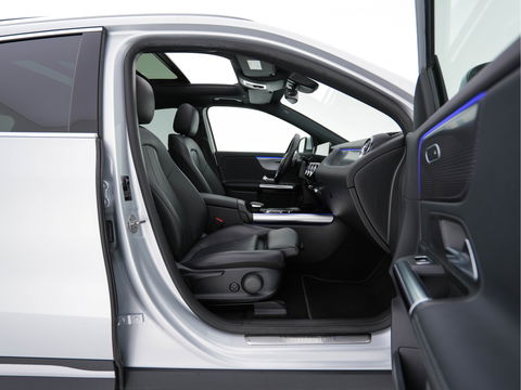 Mercedes-Benz EQA 250 Business Solution Luxury 67 kWh [ 3-Fase ] (SOH-94%) (INCL-BTW) *PANO | LEATHER | WIDESCREEN-COCKPIT | FULL-LED | BLINDSPOT | AMBIENT-LIGHT | CAMERA | NAVI-FULLMAP | DAB+ | COMFORT-SEATS | ECC | SHIFTPADDLES | CRUISE | HEATED-SEATS | ...