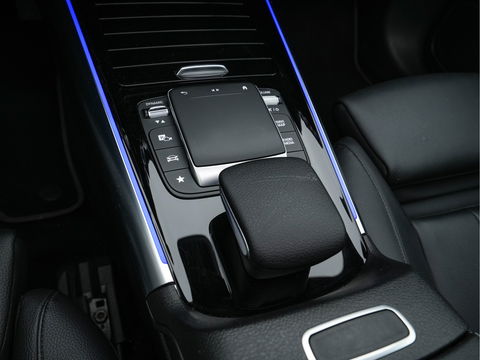 Mercedes-Benz EQA 250 Business Solution Luxury 67 kWh [ 3-Fase ] (SOH-94%) (INCL-BTW) *PANO | LEATHER | WIDESCREEN-COCKPIT | FULL-LED | BLINDSPOT | AMBIENT-LIGHT | CAMERA | NAVI-FULLMAP | DAB+ | COMFORT-SEATS | ECC | SHIFTPADDLES | CRUISE | HEATED-SEATS | ...