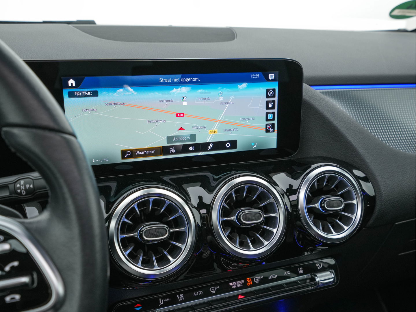 Mercedes-Benz EQA 250 Business Solution Luxury 67 kWh [ 3-Fase ] (SOH-94%) (INCL-BTW) *PANO | LEATHER | WIDESCREEN-COCKPIT | FULL-LED | BLINDSPOT | AMBIENT-LIGHT | CAMERA | NAVI-FULLMAP | DAB+ | COMFORT-SEATS | ECC | SHIFTPADDLES | CRUISE | HEATED-SEATS | ...