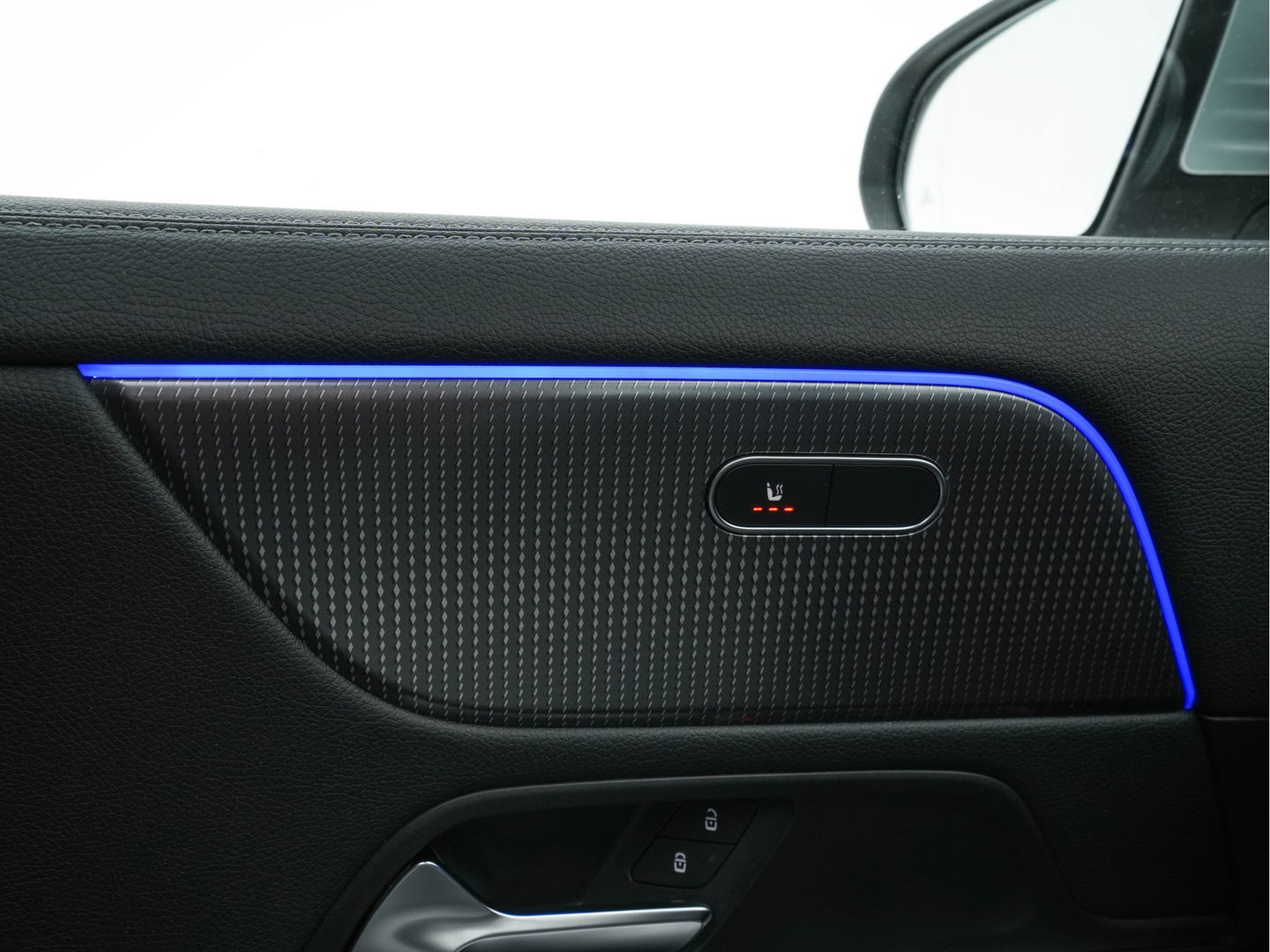 Mercedes-Benz EQA 250 Business Solution Luxury 67 kWh [ 3-Fase ] (SOH-94%) (INCL-BTW) *PANO | LEATHER | WIDESCREEN-COCKPIT | FULL-LED | BLINDSPOT | AMBIENT-LIGHT | CAMERA | NAVI-FULLMAP | DAB+ | COMFORT-SEATS | ECC | SHIFTPADDLES | CRUISE | HEATED-SEATS | ...