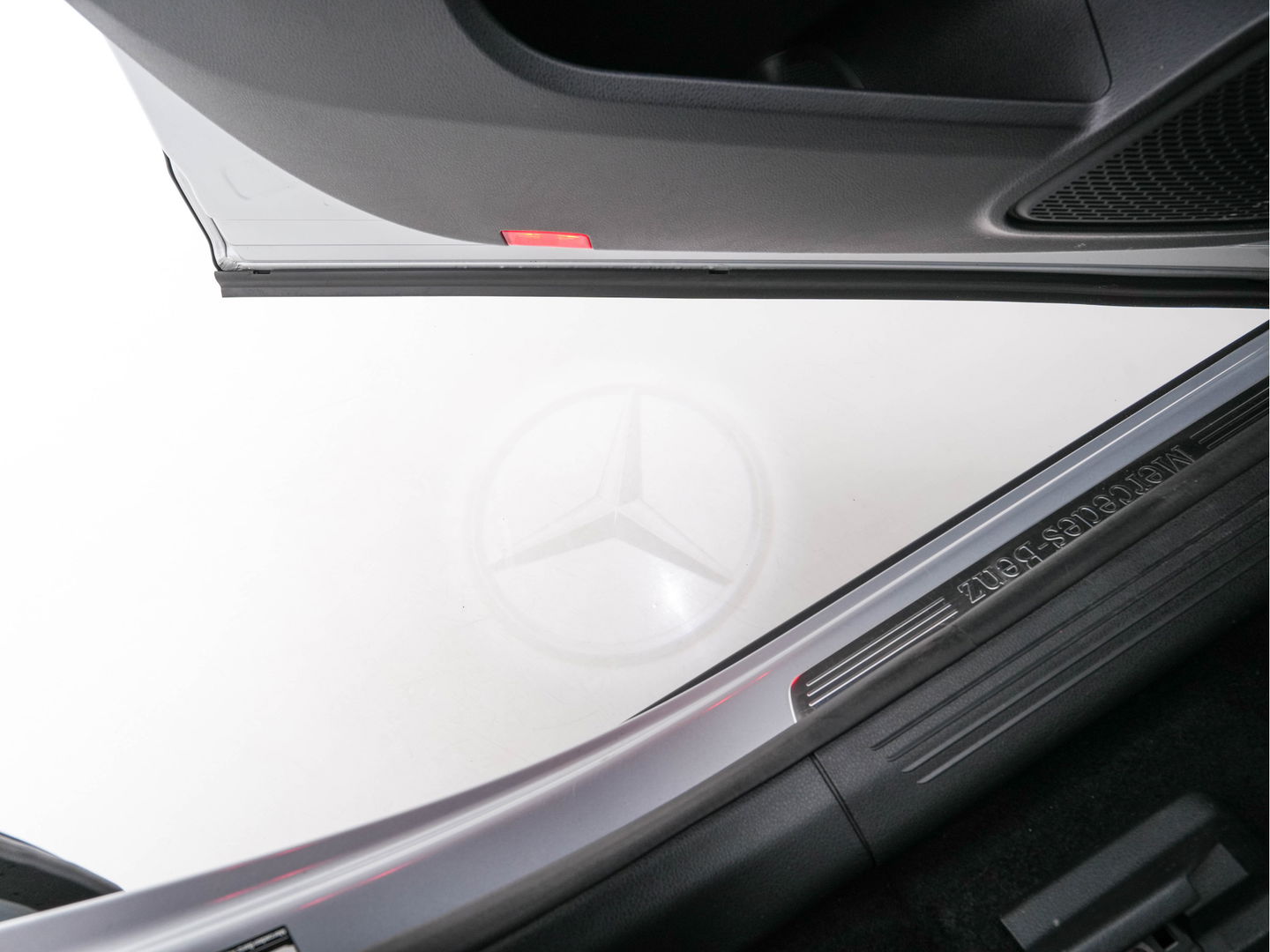 Mercedes-Benz EQA 250 Business Solution Luxury 67 kWh [ 3-Fase ] (SOH-94%) (INCL-BTW) *PANO | LEATHER | WIDESCREEN-COCKPIT | FULL-LED | BLINDSPOT | AMBIENT-LIGHT | CAMERA | NAVI-FULLMAP | DAB+ | COMFORT-SEATS | ECC | SHIFTPADDLES | CRUISE | HEATED-SEATS | ...