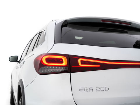 Mercedes-Benz EQA 250 Business Solution Luxury 67 kWh [ 3-Fase ] (SOH-94%) (INCL-BTW) *PANO | LEATHER | WIDESCREEN-COCKPIT | FULL-LED | BLINDSPOT | AMBIENT-LIGHT | CAMERA | NAVI-FULLMAP | DAB+ | COMFORT-SEATS | ECC | SHIFTPADDLES | CRUISE | HEATED-SEATS | ...