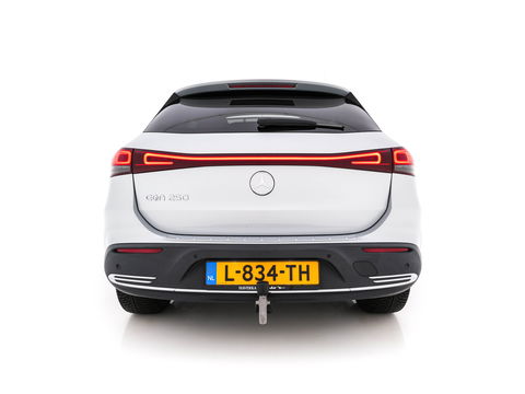 Mercedes-Benz EQA 250 Business Solution Luxury 67 kWh [ 3-Fase ] (SOH-94%) (INCL-BTW) *PANO | LEATHER | WIDESCREEN-COCKPIT | FULL-LED | BLINDSPOT | AMBIENT-LIGHT | CAMERA | NAVI-FULLMAP | DAB+ | COMFORT-SEATS | ECC | SHIFTPADDLES | CRUISE | HEATED-SEATS | ...