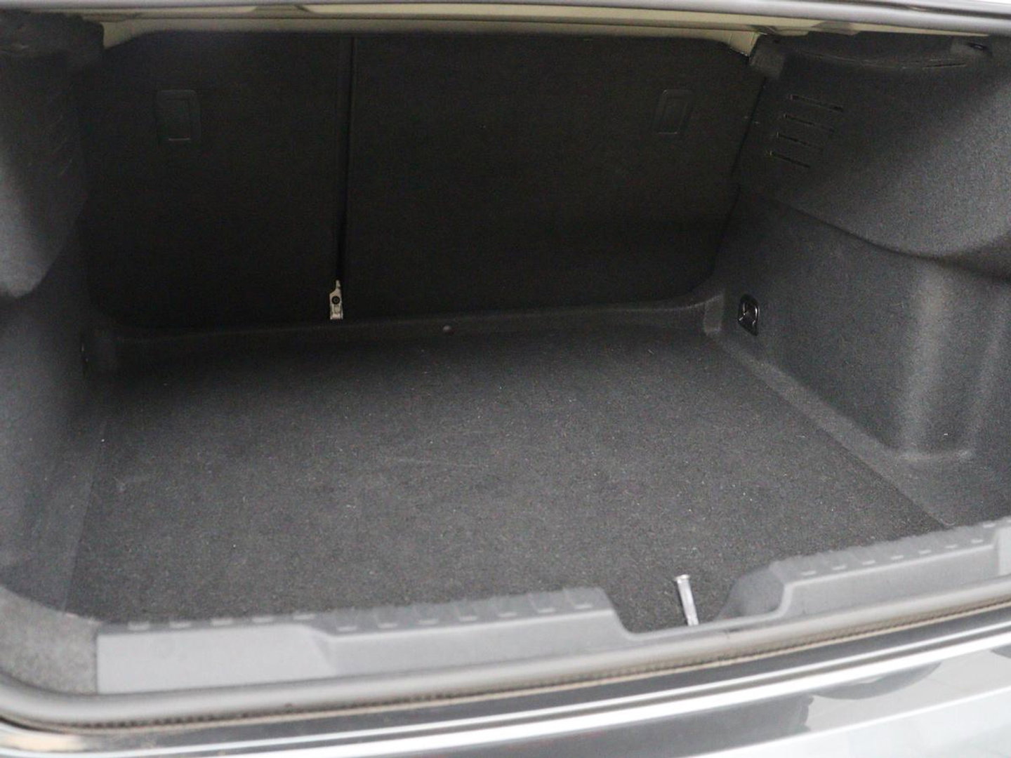 Audi A3 30 TFSI S edition | Sportstoelen | Carplay | Virtual Cockpit | Half leder | Climate control | Full LED | Cruise control | Parkeerhulp | Audi Sound | Getint glas