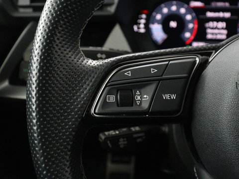 Audi A3 30 TFSI S edition | Sportstoelen | Carplay | Virtual Cockpit | Half leder | Climate control | Full LED | Cruise control | Parkeerhulp | Audi Sound | Getint glas