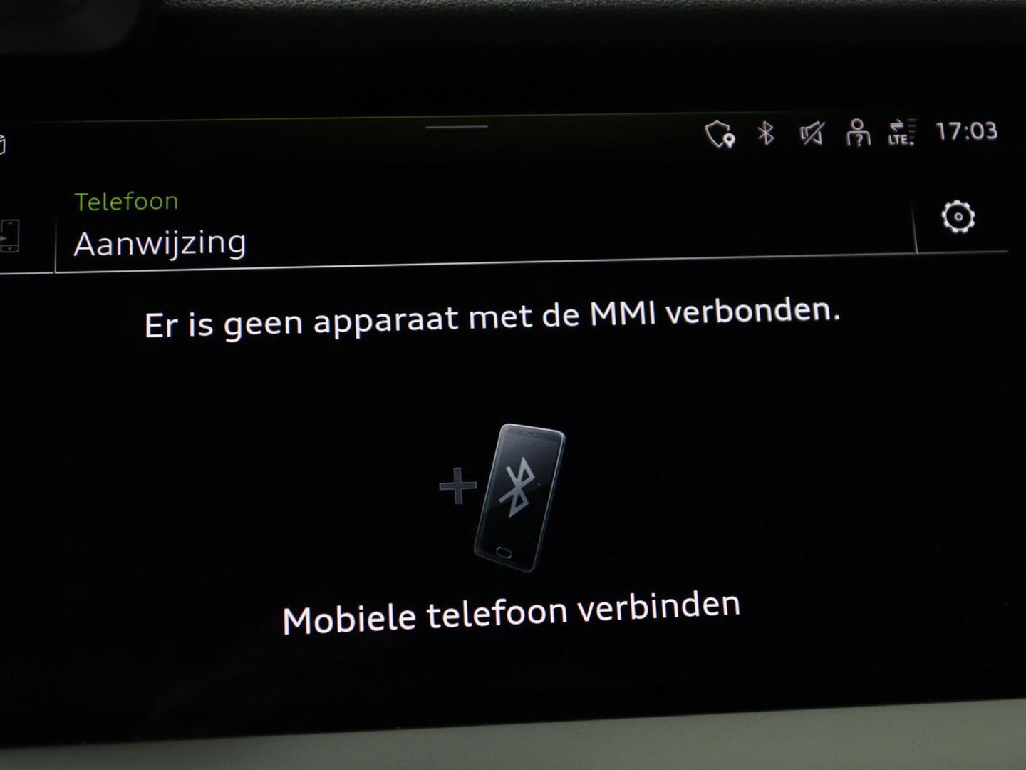 Audi A3 30 TFSI S edition | Sportstoelen | Carplay | Virtual Cockpit | Half leder | Climate control | Full LED | Cruise control | Parkeerhulp | Audi Sound | Getint glas