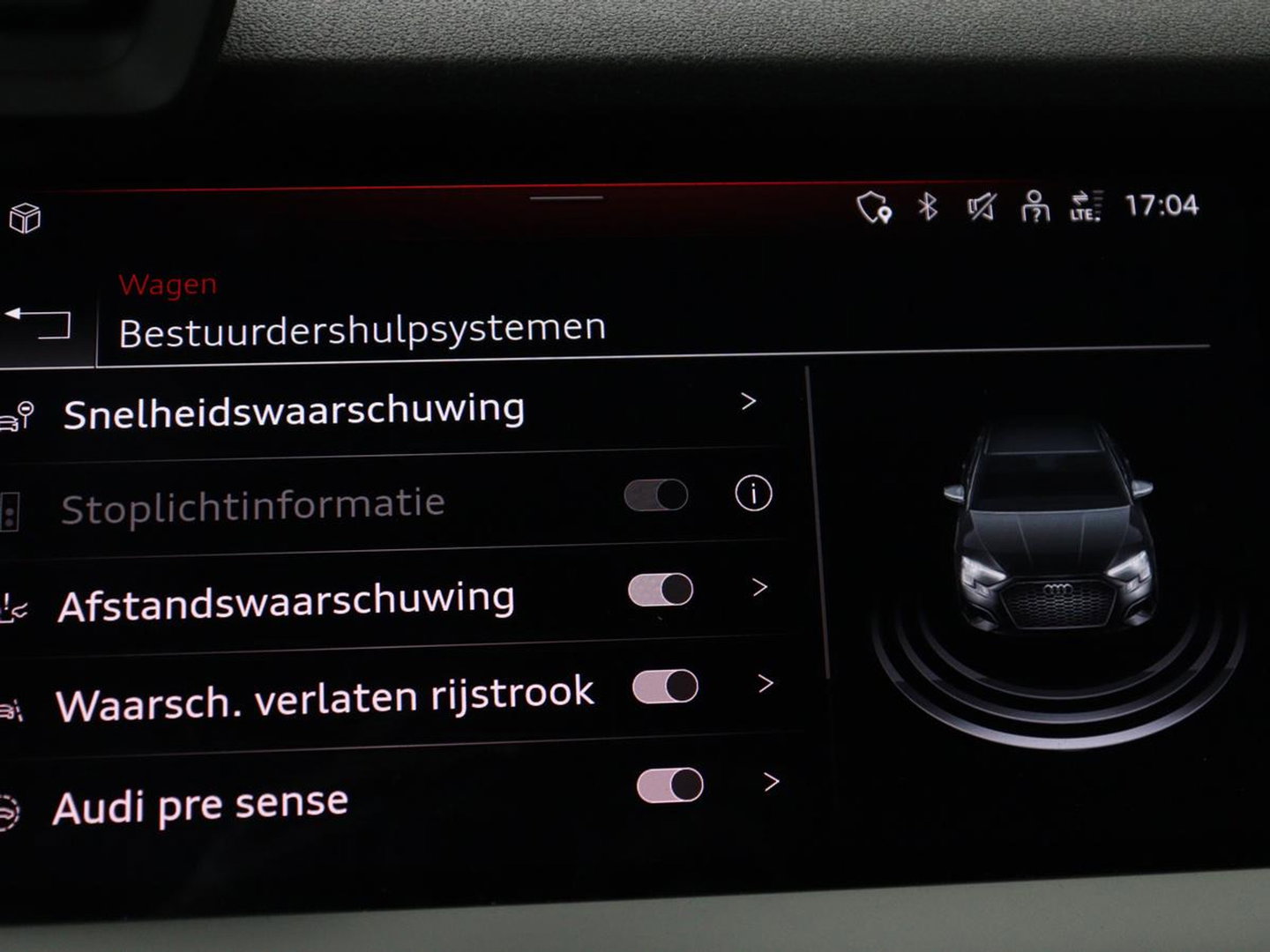 Audi A3 30 TFSI S edition | Sportstoelen | Carplay | Virtual Cockpit | Half leder | Climate control | Full LED | Cruise control | Parkeerhulp | Audi Sound | Getint glas