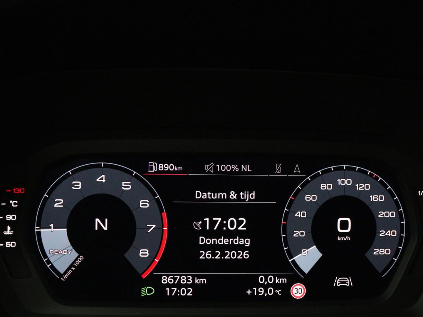 Audi A3 30 TFSI S edition | Sportstoelen | Carplay | Virtual Cockpit | Half leder | Climate control | Full LED | Cruise control | Parkeerhulp | Audi Sound | Getint glas