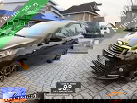 Peugeot 108 - 1.0 e-VTi Collection airco privancyglass Chrome!