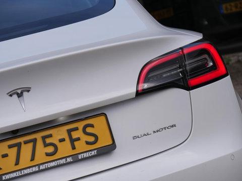 Tesla Model 3 LONG RANGE AWD 75kWh/ NIEUW MODEL/ SOH 93%/ ELEKT. ACHTERKLEP/ WARMTEPOMP